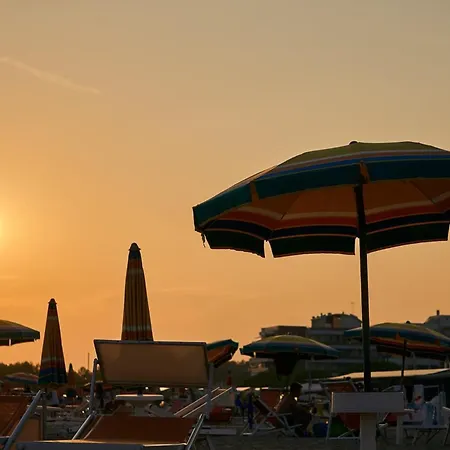 Charming Flat With Shared Pool - Beahost * Bibione