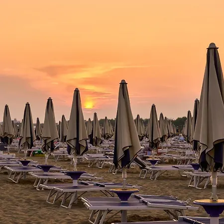 Charming Flat With Shared Pool - Beahost * Bibione