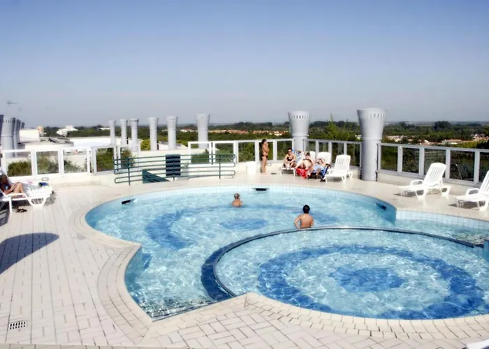 Apartment Charming Flat With Shared Pool - Beahost